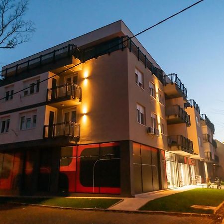 Family Resort Subotica Apartments Exterior photo